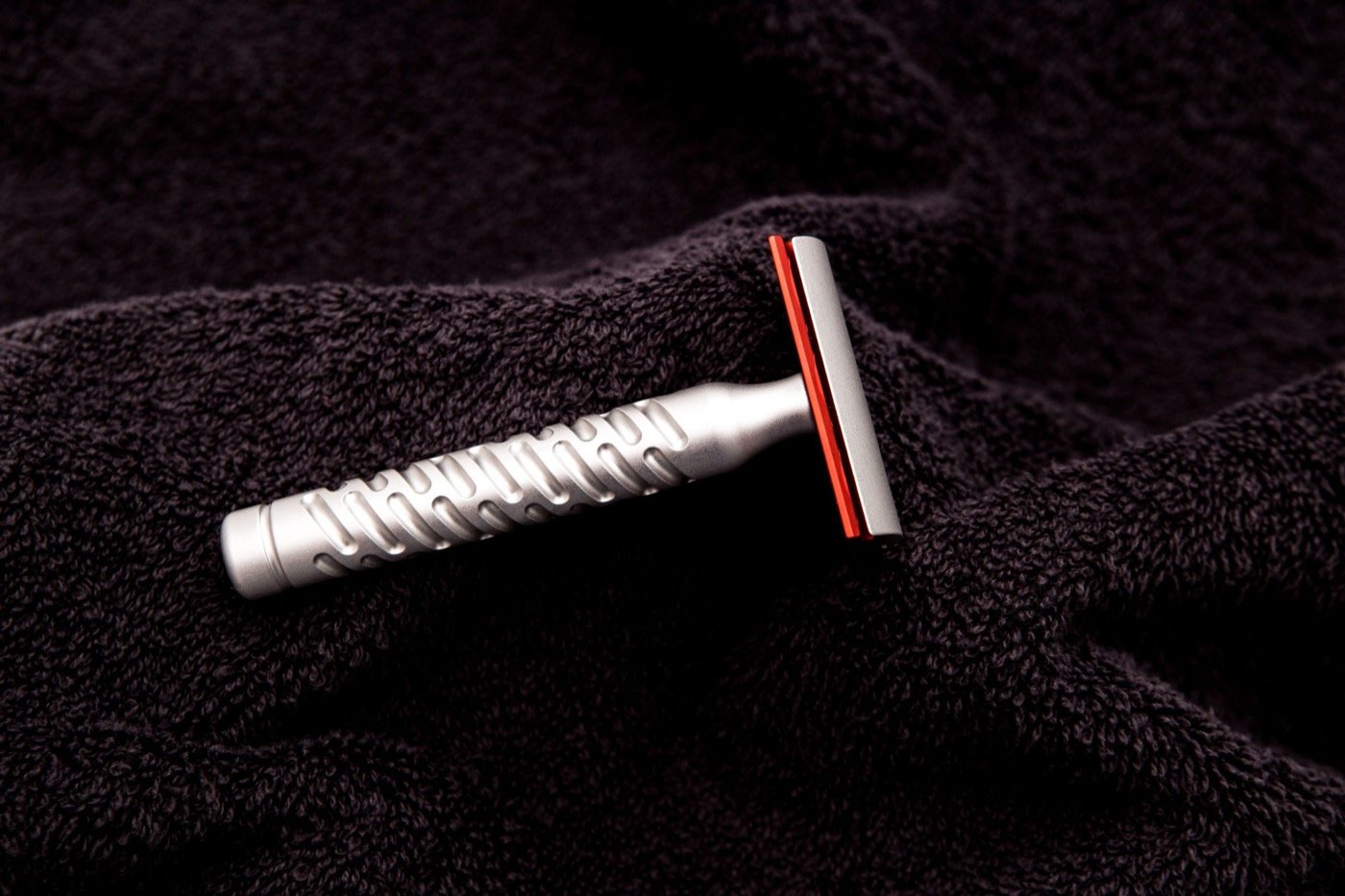 Safety Razor Styletto - sting red